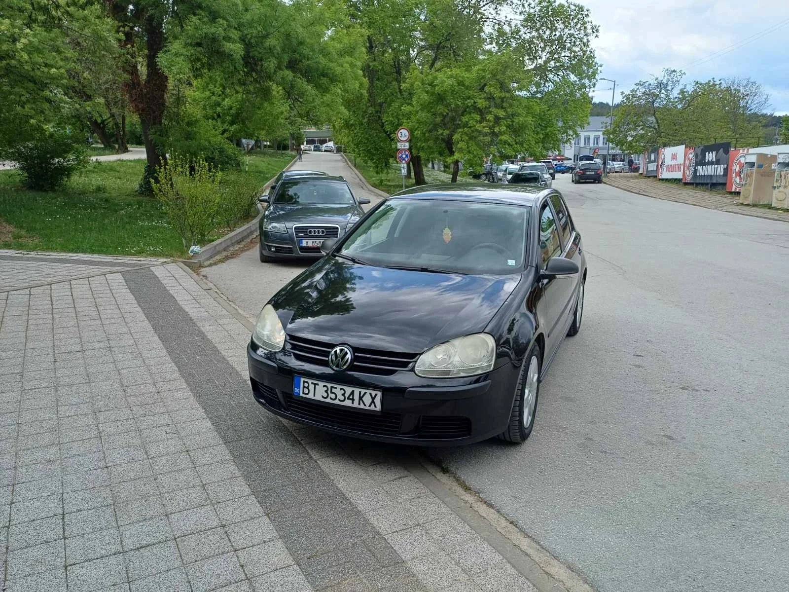VW Golf