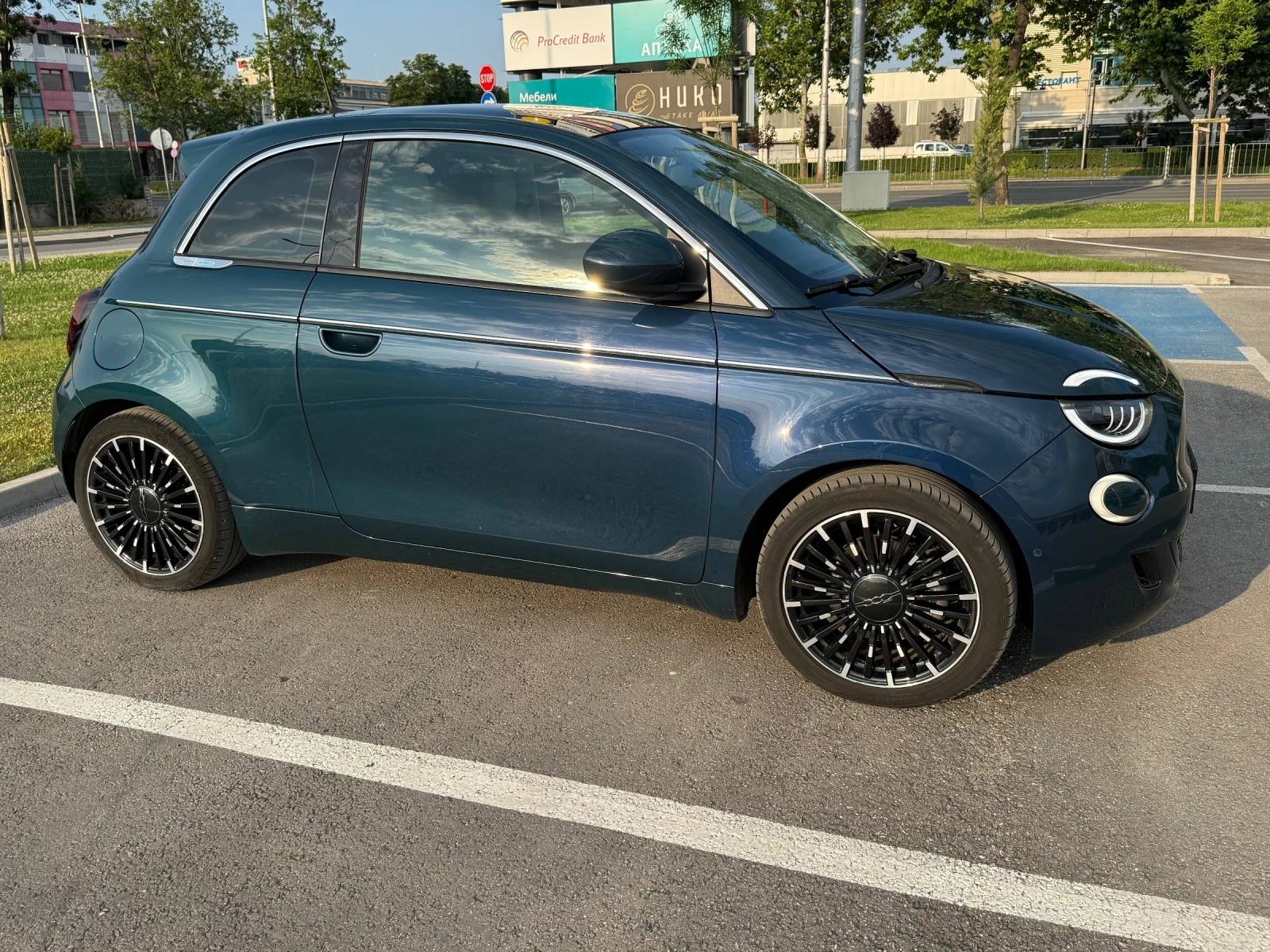 Fiat 500e LaPrima 42 kwh, снимка 8 - Автомобили и джипове - 54586666
