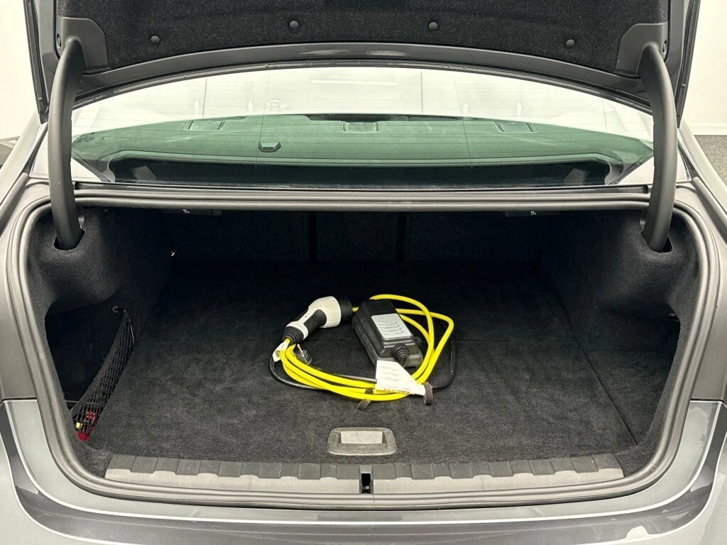 BMW 330 292 H P, снимка 13 - Автомобили и джипове - 54586476