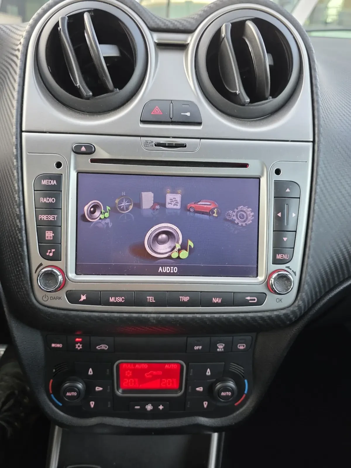 Alfa Romeo MiTo QV 1.4т 170к.с. / Bose / Кожа / Сервизна история, снимка 14 - Автомобили и джипове - 54772672