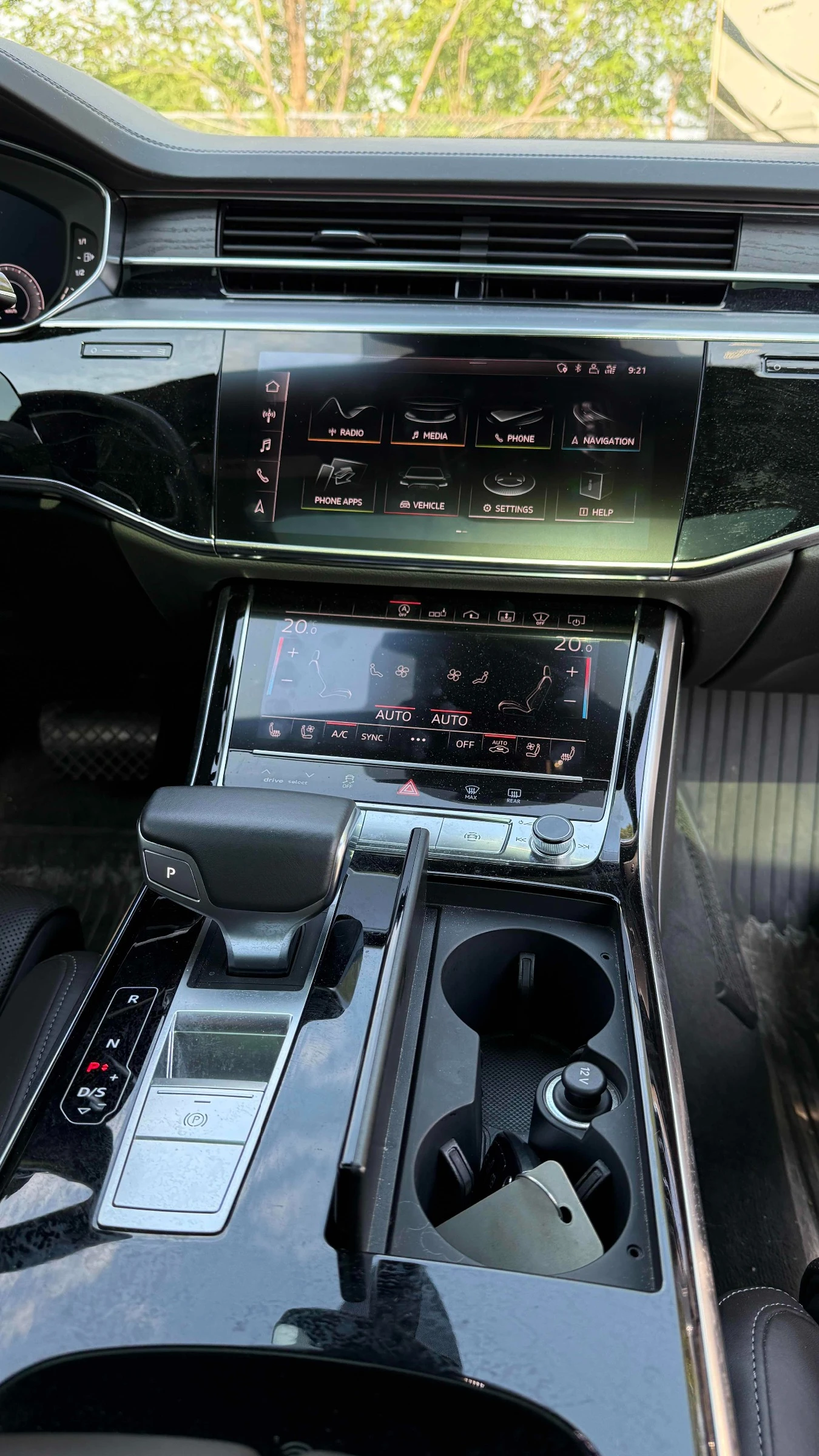 Audi A8 55 TFSI / НАПЪЛНО ОБСЛУЖЕН ! СМЕНЕН АЛТЕРНАТОР , снимка 8 - Автомобили и джипове - 54870490