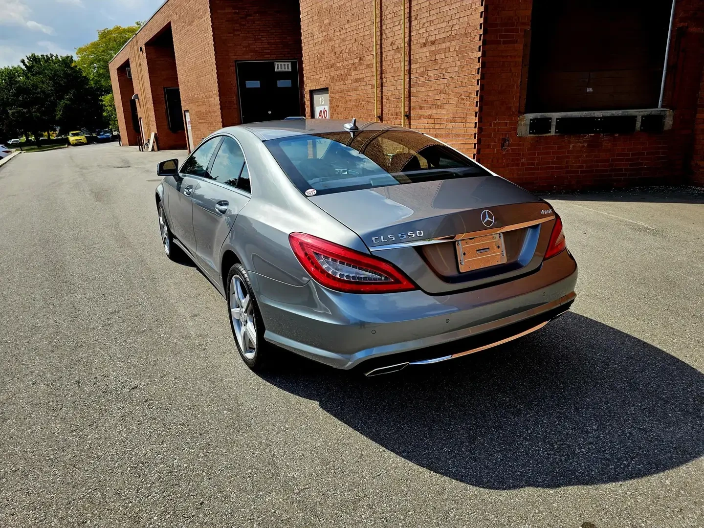 Mercedes-Benz CLS 550 4MATIC, снимка 7 - Автомобили и джипове - 54959559
