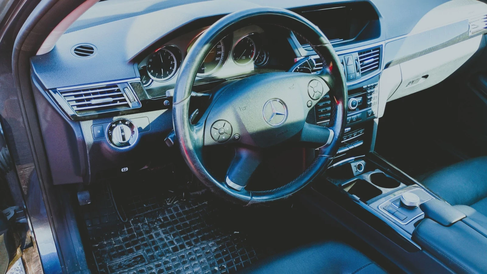 Mercedes-Benz E 350 Е 350 i 4х4 газ, снимка 9 - Автомобили и джипове - 55155749