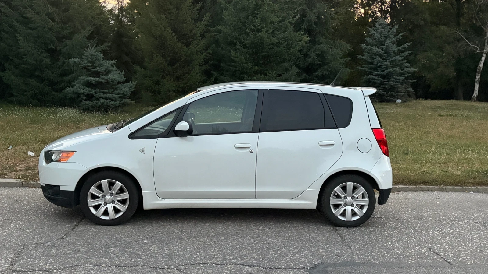 Mitsubishi Colt, снимка 2 - Автомобили и джипове - 55661883