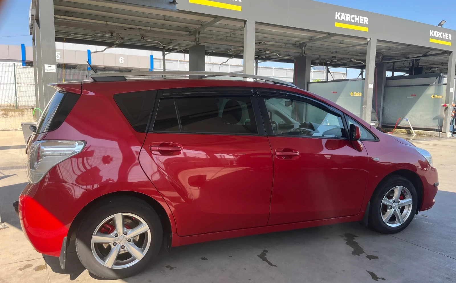 Toyota Verso 1.6 бензин/LPG, снимка 6 - Автомобили и джипове - 56011686
