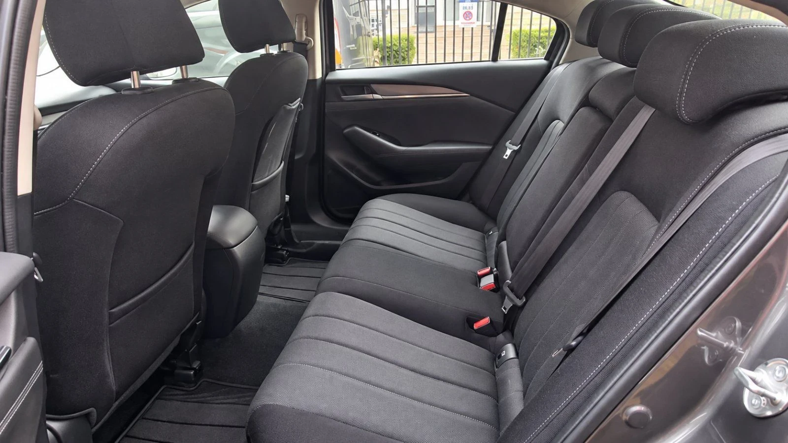 Mazda 6 2.5 Skyakyiv-G Sport , снимка 10 - Автомобили и джипове - 56181868