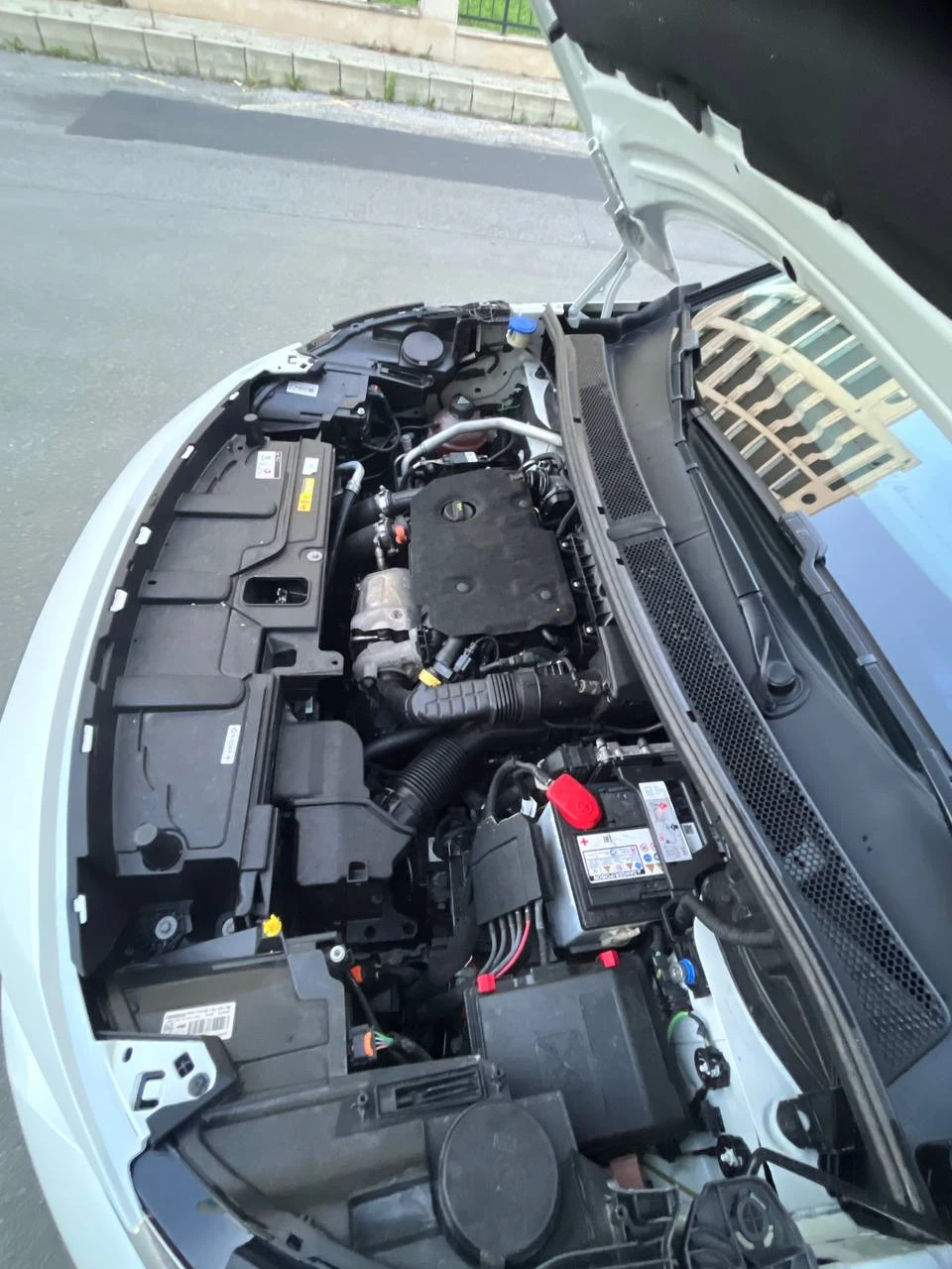 Peugeot 5008, снимка 5 - Автомобили и джипове - 56259791