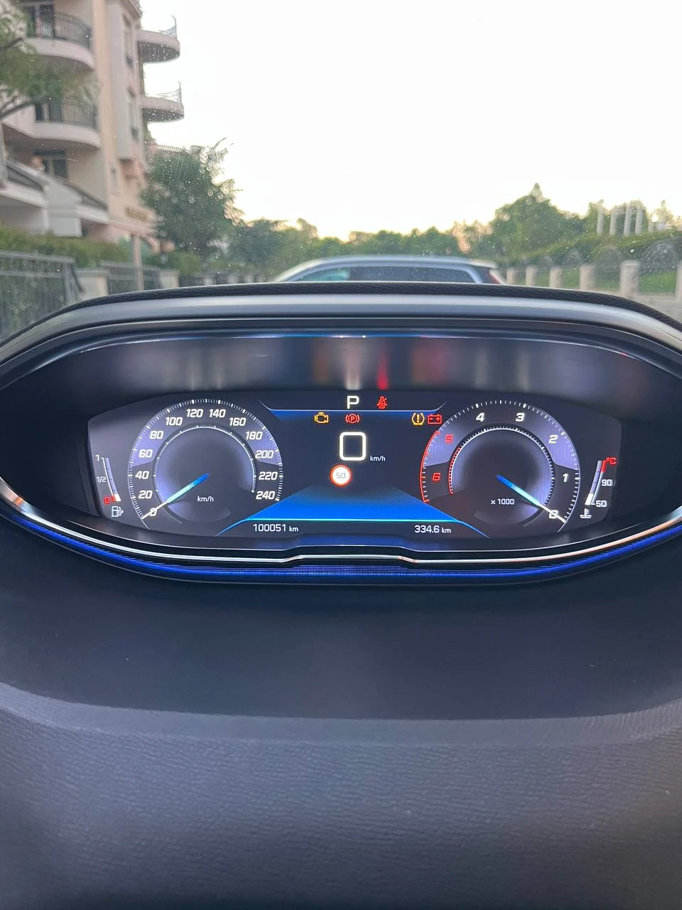 Peugeot 5008, снимка 9 - Автомобили и джипове - 56259791