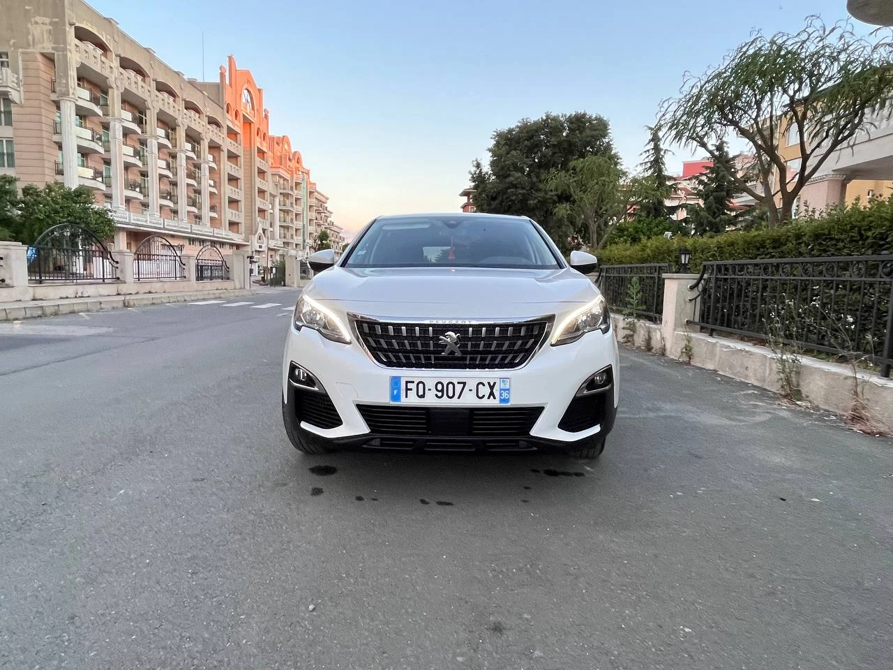 Peugeot 5008, снимка 13 - Автомобили и джипове - 56259791