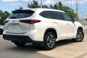 Toyota Highlander * XLE * CAR PLAY * SUNROOF * АВТОКРЕДИТ, снимка 6
