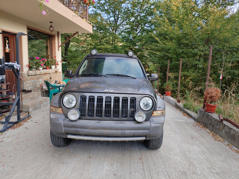 Jeep Cherokee, снимка 1 - Автомобили и джипове - 46245536