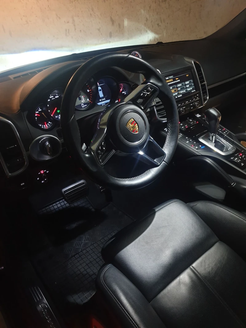 Porsche Cayenne Турбо S, снимка 9 - Автомобили и джипове - 51763800