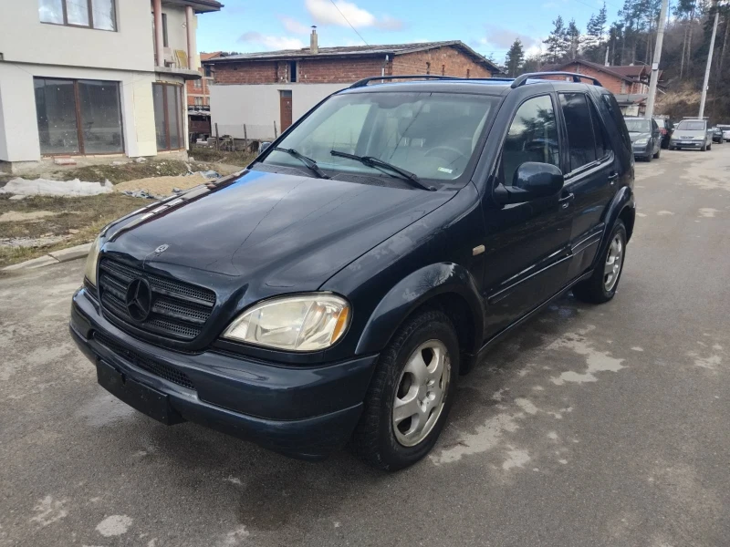 Mercedes-Benz ML 270, снимка 2 - Автомобили и джипове - 53508359