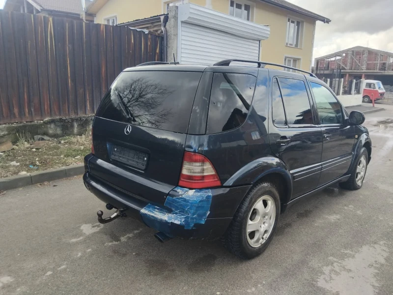 Mercedes-Benz ML 270, снимка 4 - Автомобили и джипове - 53508359