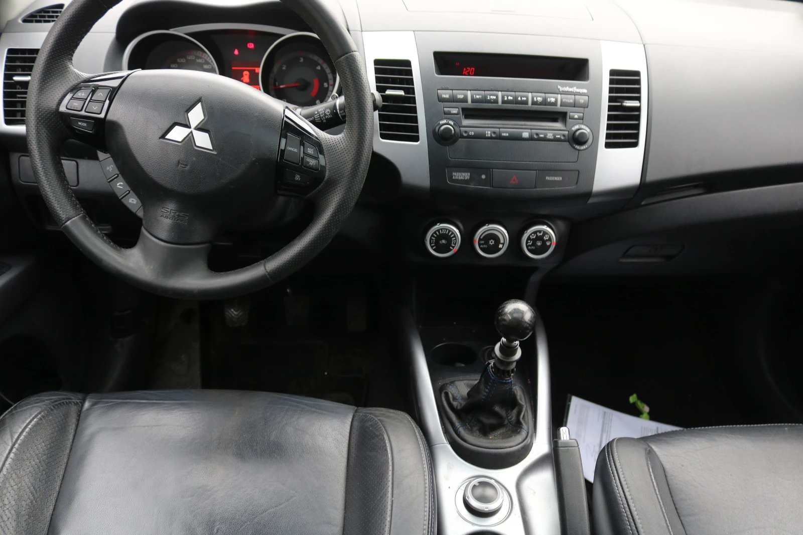 Mitsubishi Outlander 2.0 DI-D 4x4 | Mobile.bg   13