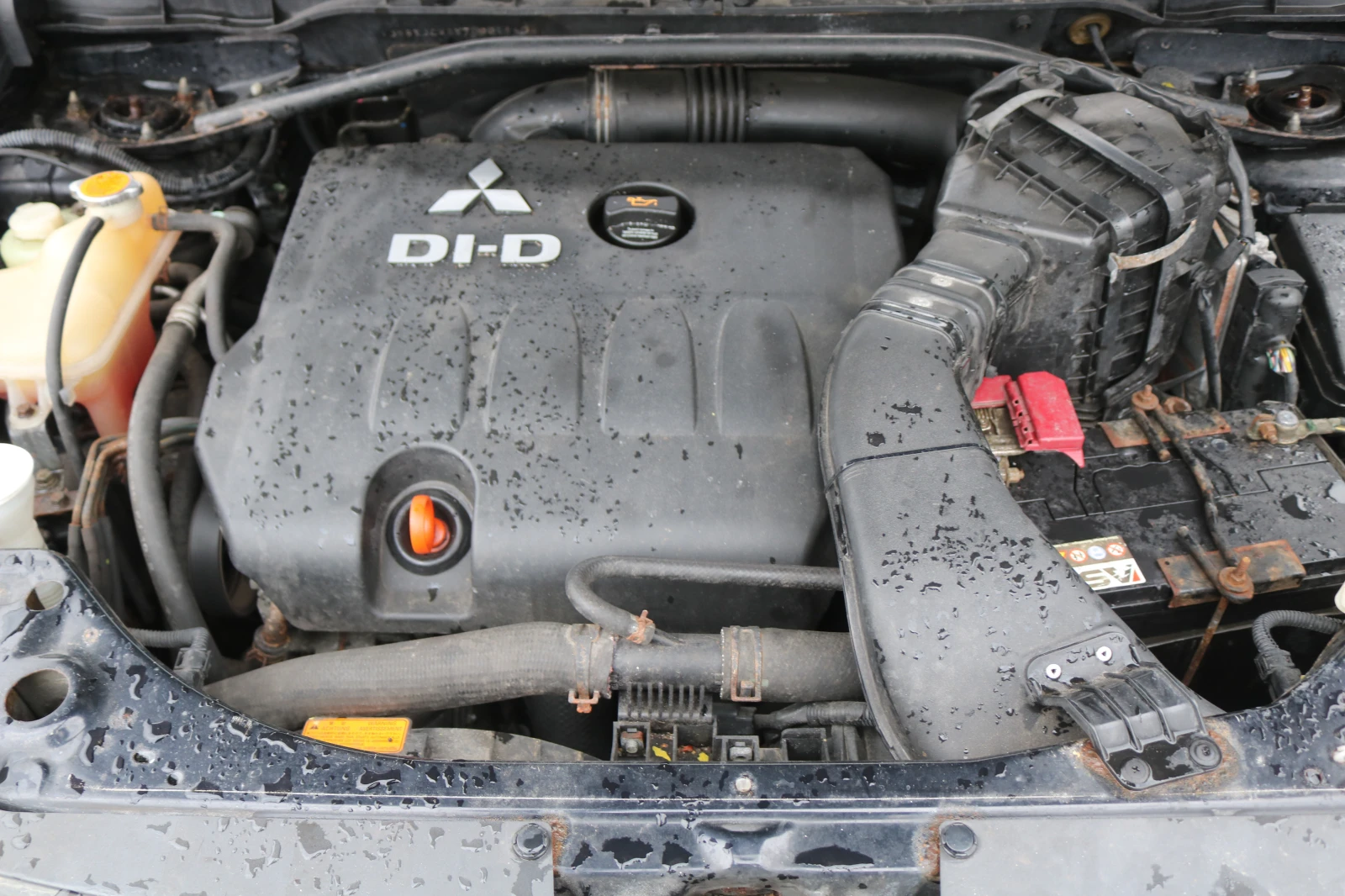 Mitsubishi Outlander 2.0 DI-D 4x4 | Mobile.bg   15