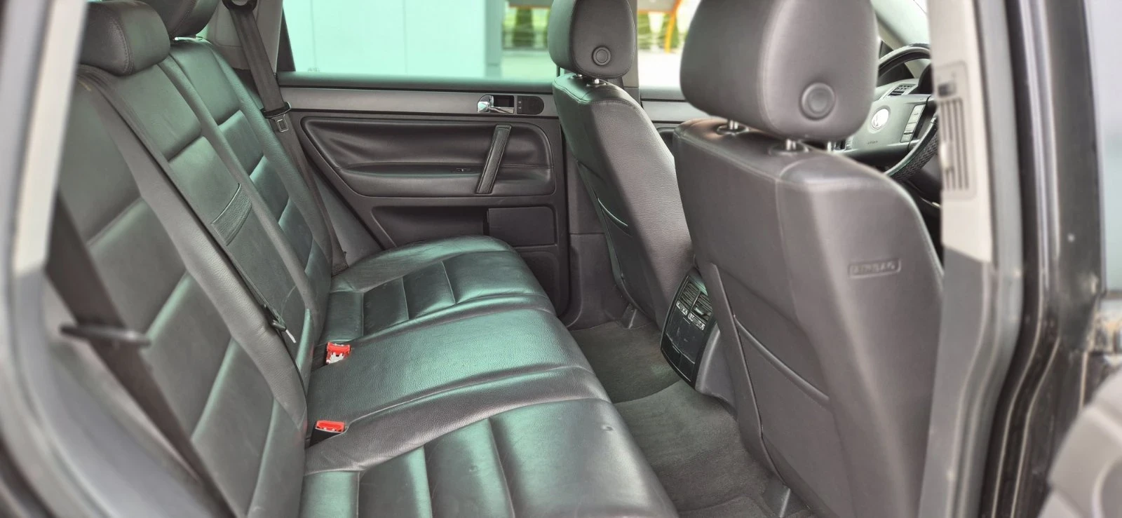 VW Touareg  - изображение 8