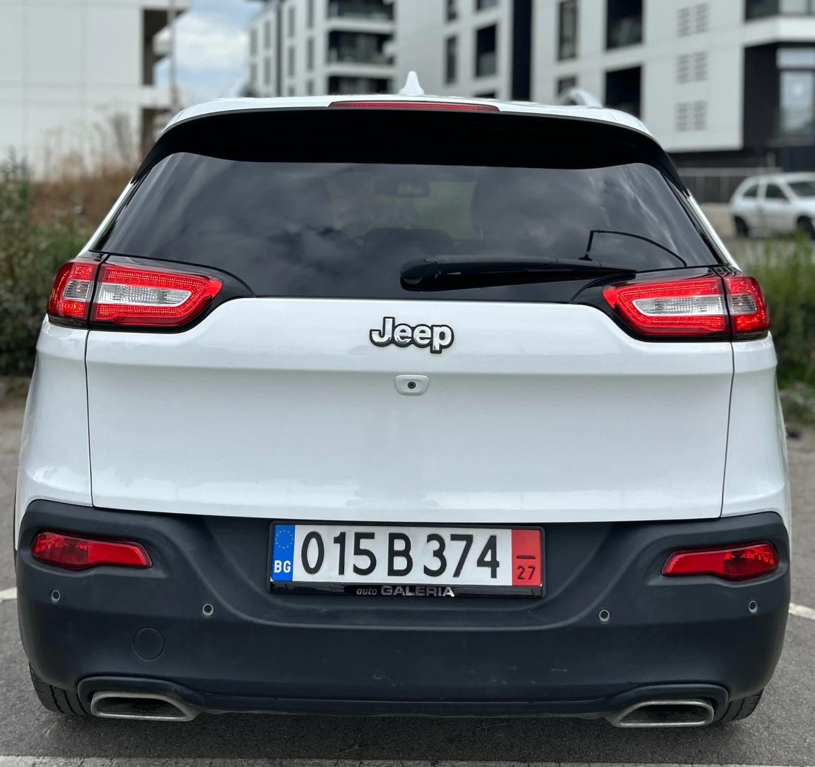 Jeep Cherokee 2.0 - изображение 9