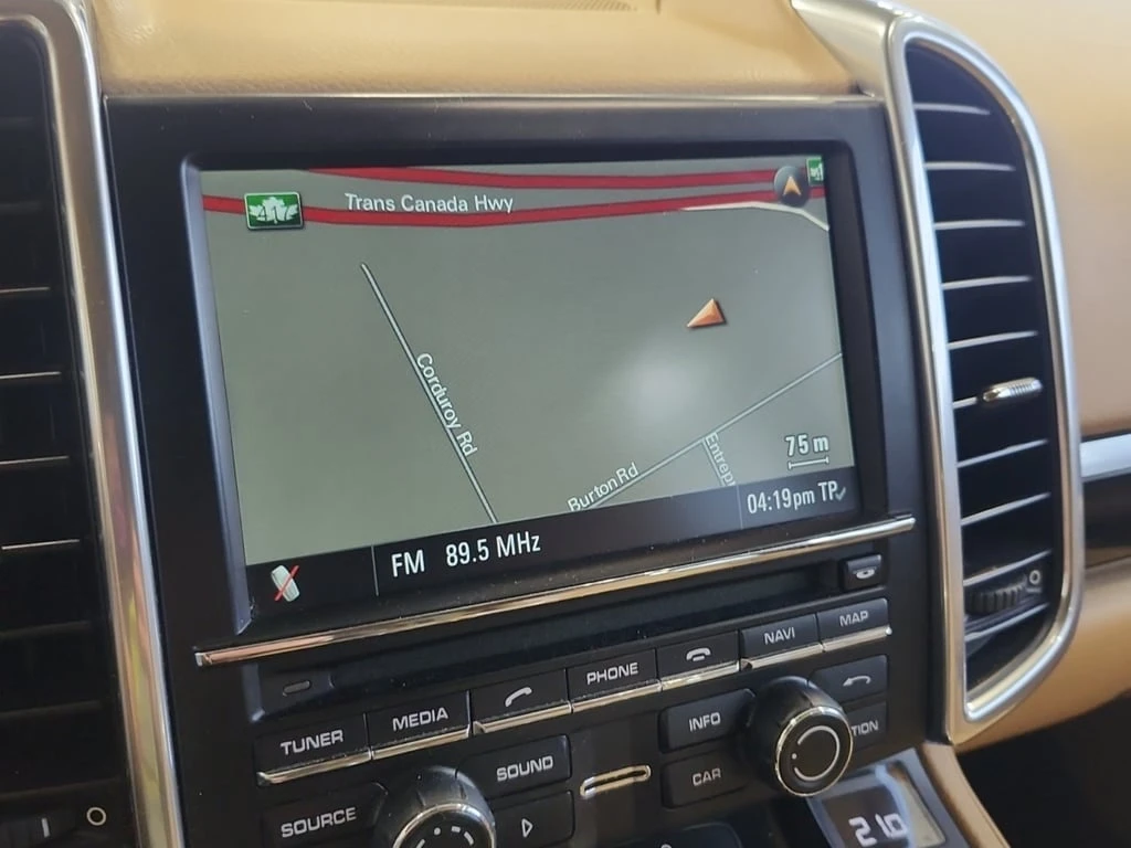 Porsche Cayenne 2013 AWD TIPTRONIC * CARFAX * ОТ ПРЕДСТАВИТЕЛСТВО - изображение 10