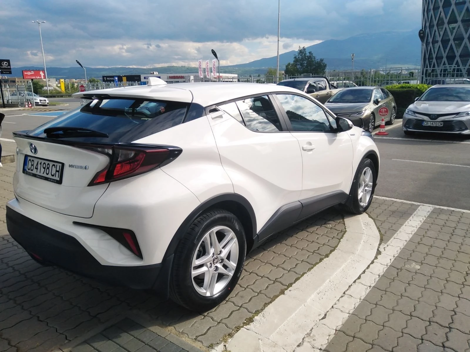 Toyota C-HR CVT CENTER, снимка 4 - Автомобили и джипове - 53733448