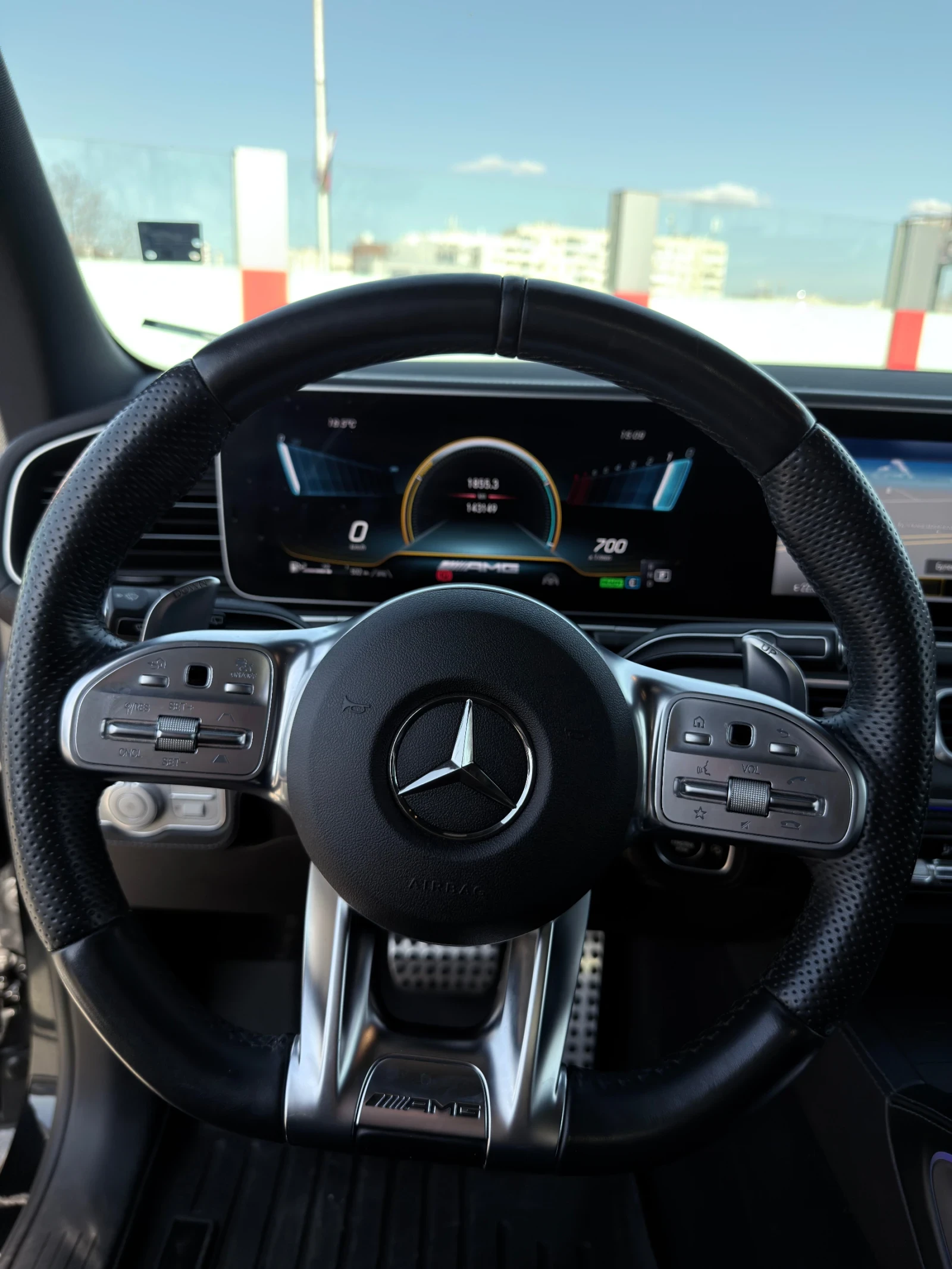 Mercedes-Benz GLE 53 4MATIC Panorama - Burmester - Cam360 - Каско - История , снимка 10 - Автомобили и джипове - 53966812