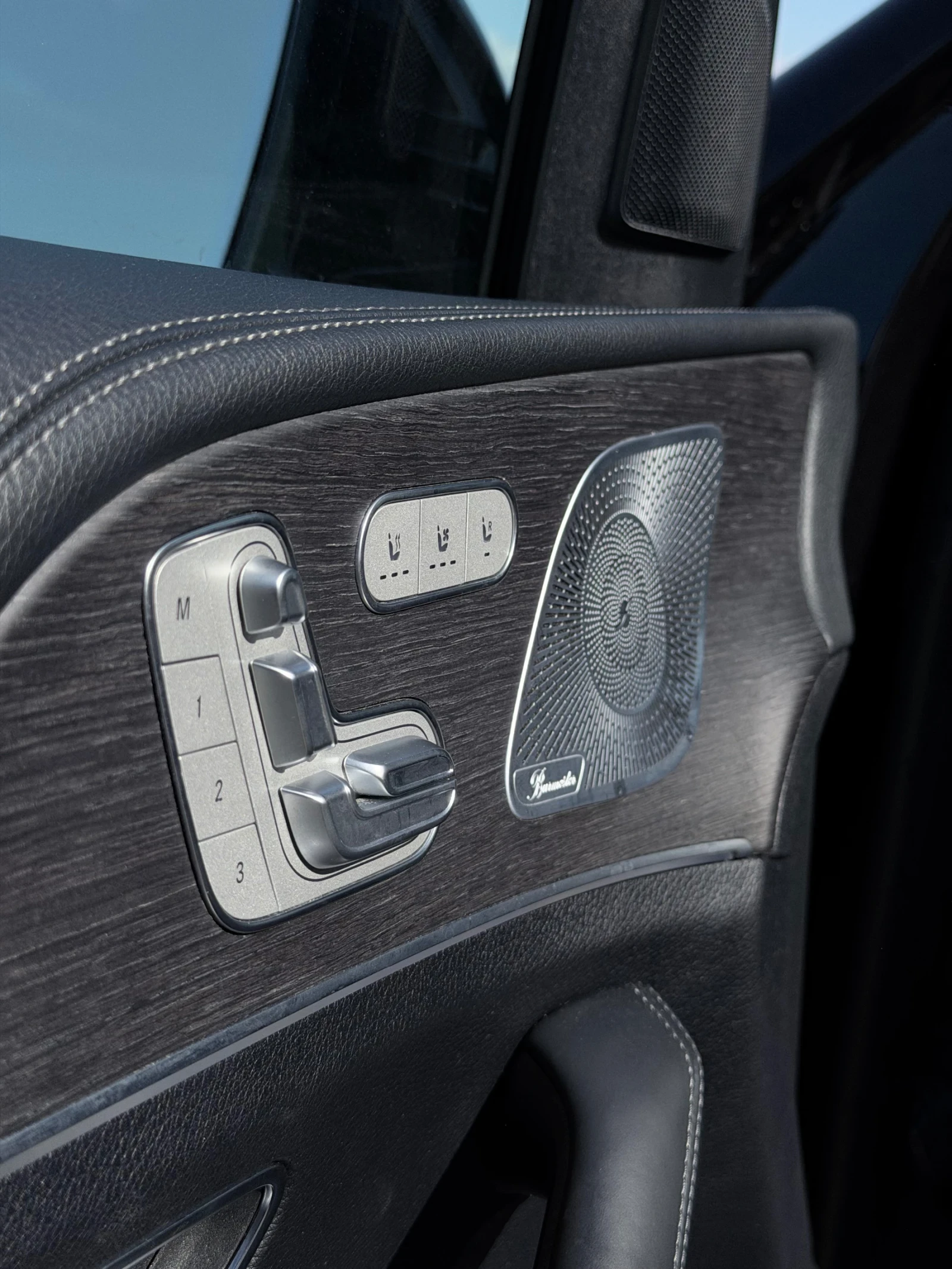 Mercedes-Benz GLE 53 4MATIC Panorama - Burmester - Cam360 - Каско - История , снимка 12 - Автомобили и джипове - 53966812