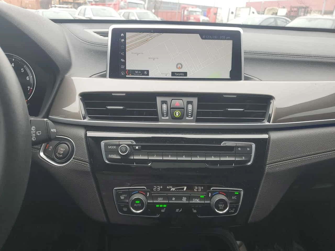 BMW X1 * xDrive28i * HEAD-UP * KEYLESS * ПОДГРЕВ , снимка 9 - Автомобили и джипове - 54340945