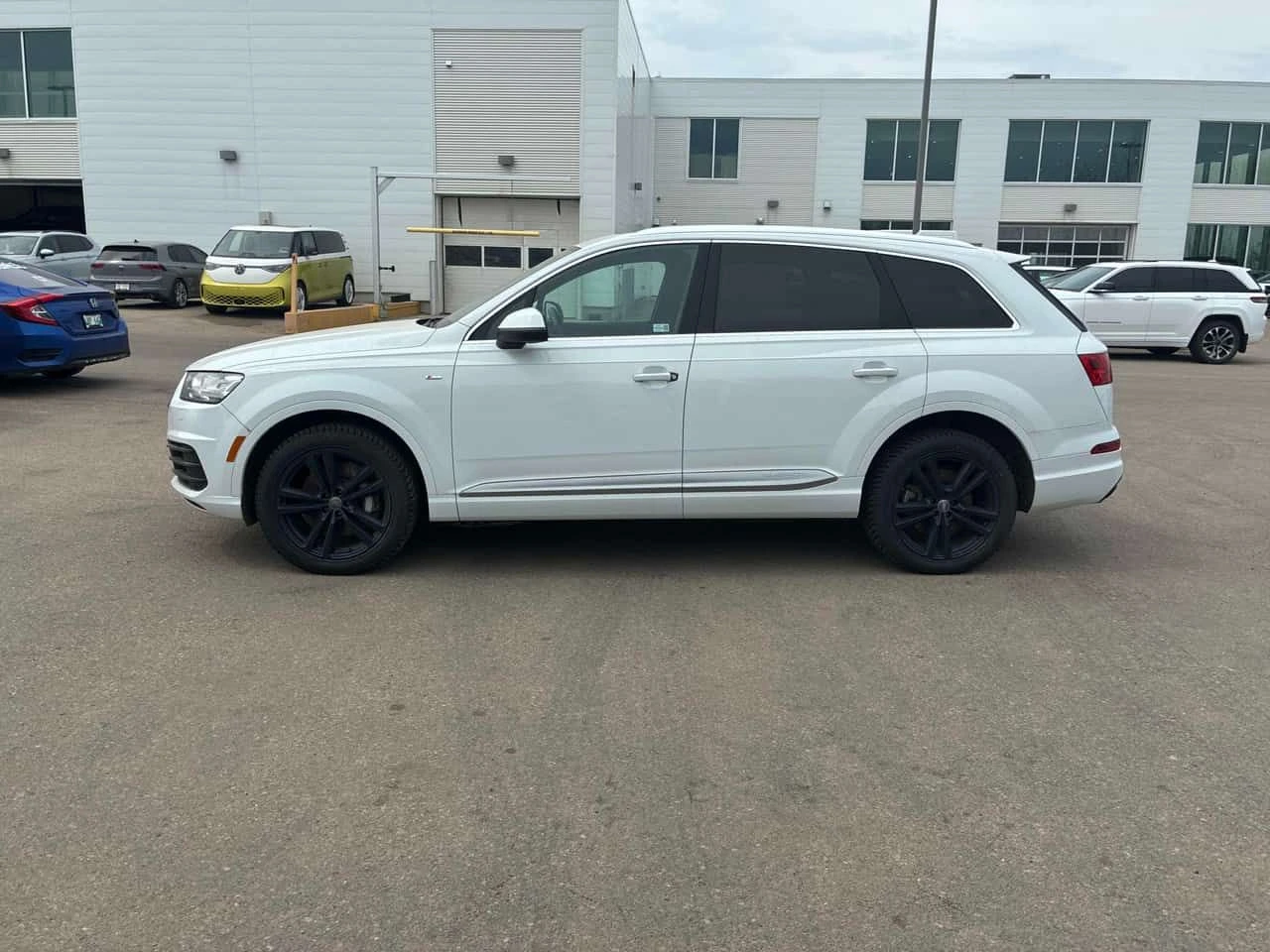 Audi Q7 * 3.0T Technik * ПОДГРЕВИ * ОБДУХВАНЕ * 360 * КЛИП, снимка 3 - Автомобили и джипове - 54984478