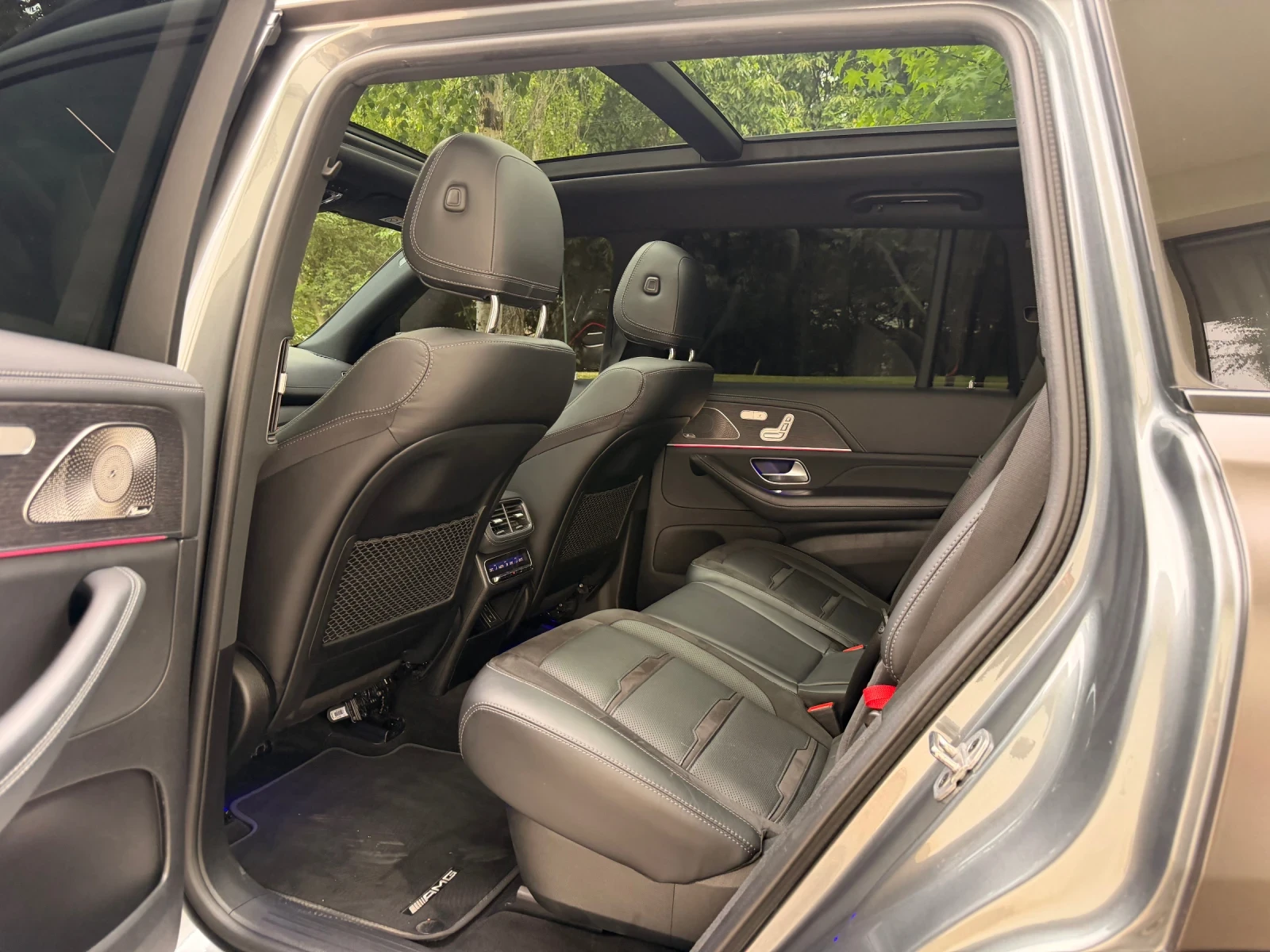 Mercedes-Benz GLS 63 AMG 4-MATIC+ , снимка 11 - Автомобили и джипове - 55176906