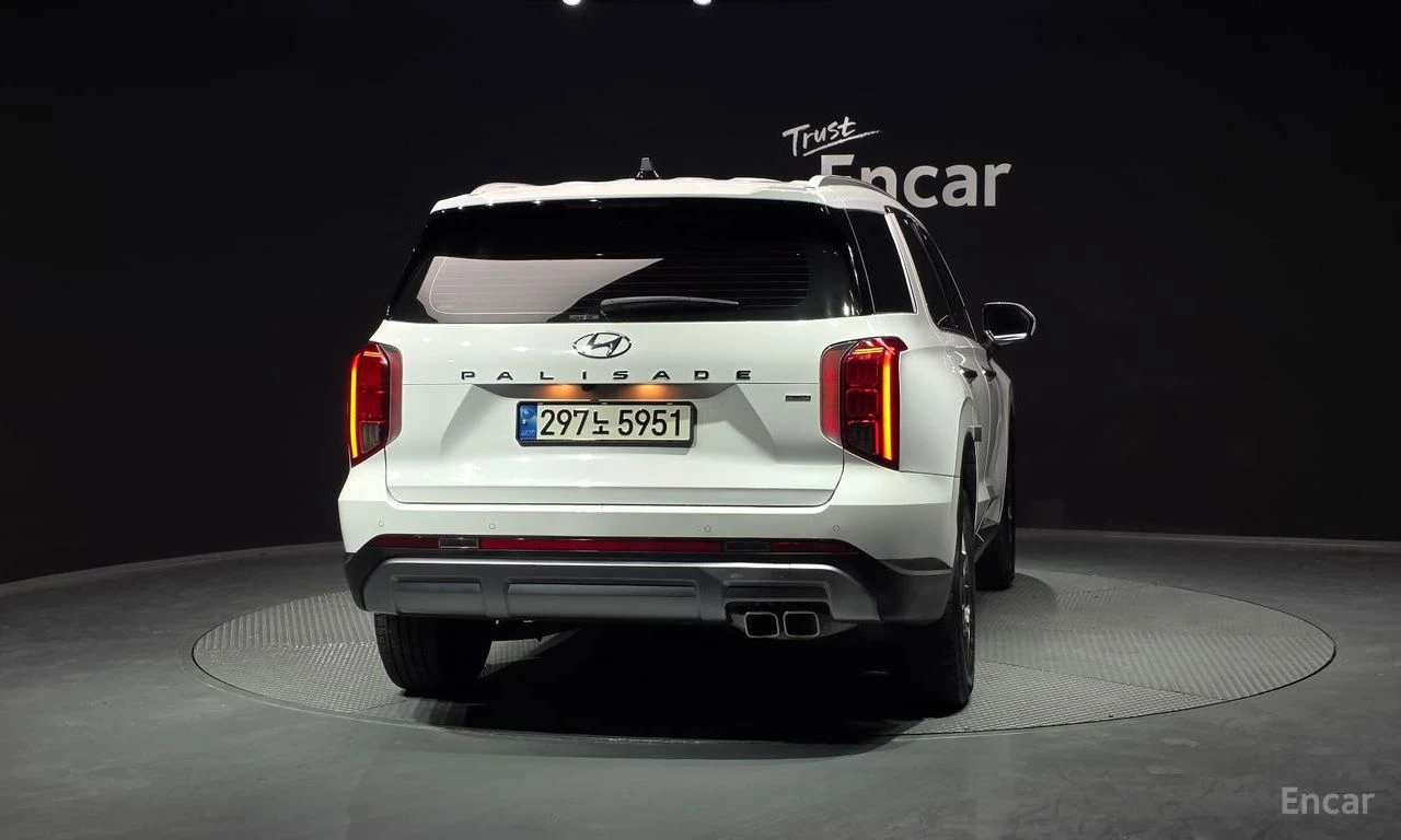 Hyundai Palisade 3.8i Exclusive 4x4* DISTRONIC* ПОДГРЕВ* ОБДУХВАНЕ*, снимка 4 - Автомобили и джипове - 55452044