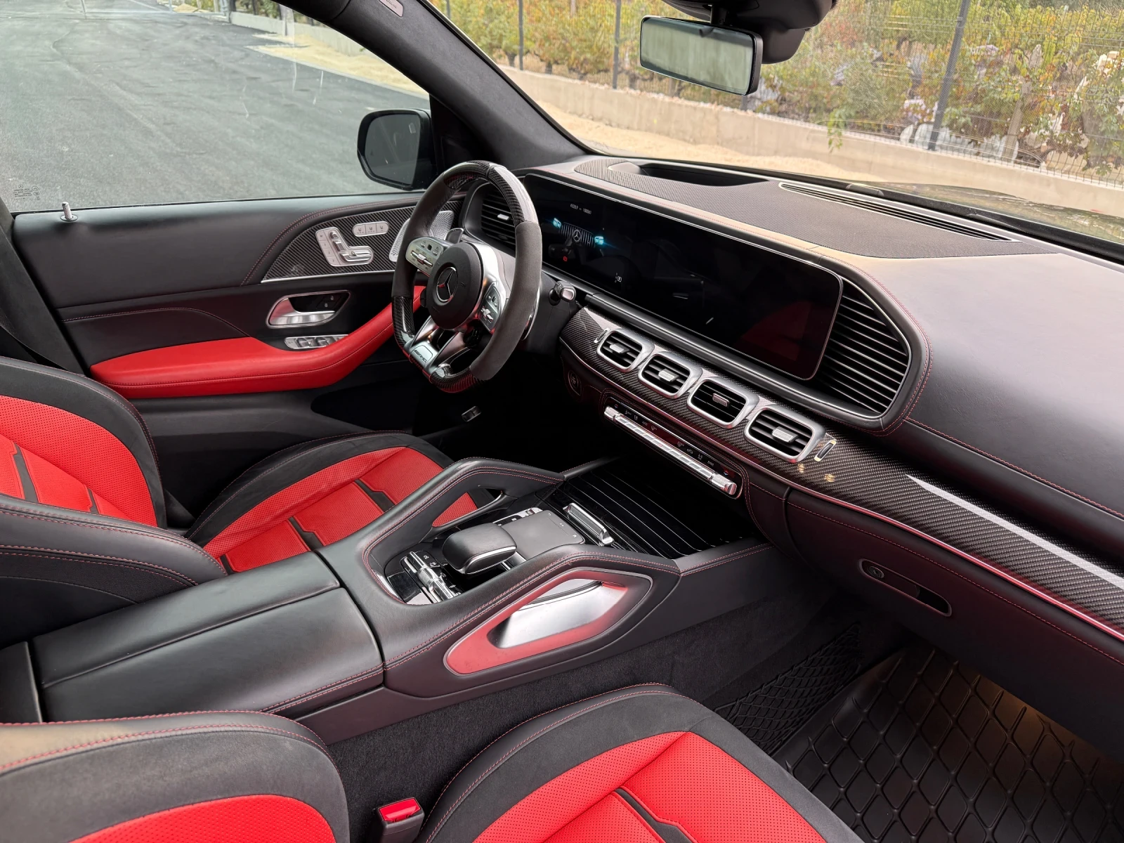 Mercedes-Benz GLE 63 S AMG FACELIFT, EQ Boost, Carbon, снимка 9 - Автомобили и джипове - 55657112
