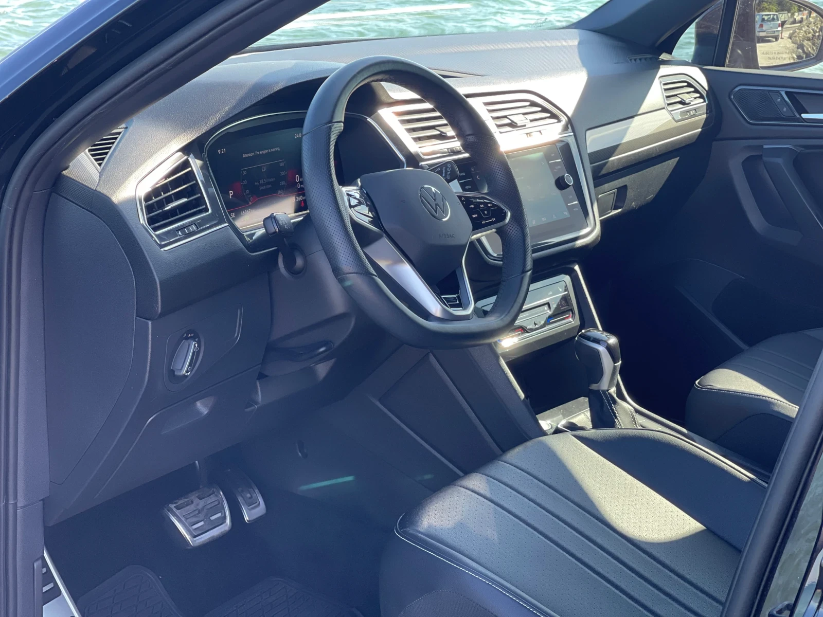 VW Tiguan R-Line Allspace 7мест, снимка 10 - Автомобили и джипове - 56235317