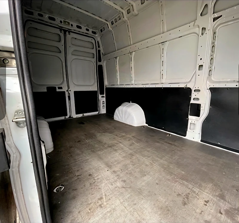 Peugeot Boxer, снимка 11 - Бусове и автобуси - 52660546