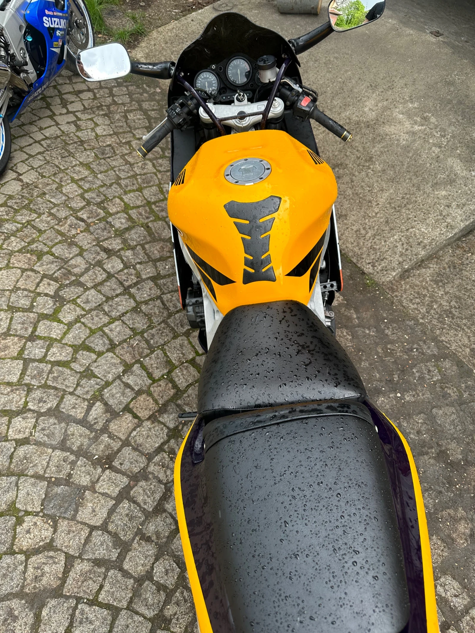 Honda Cbr 900 - изображение 6