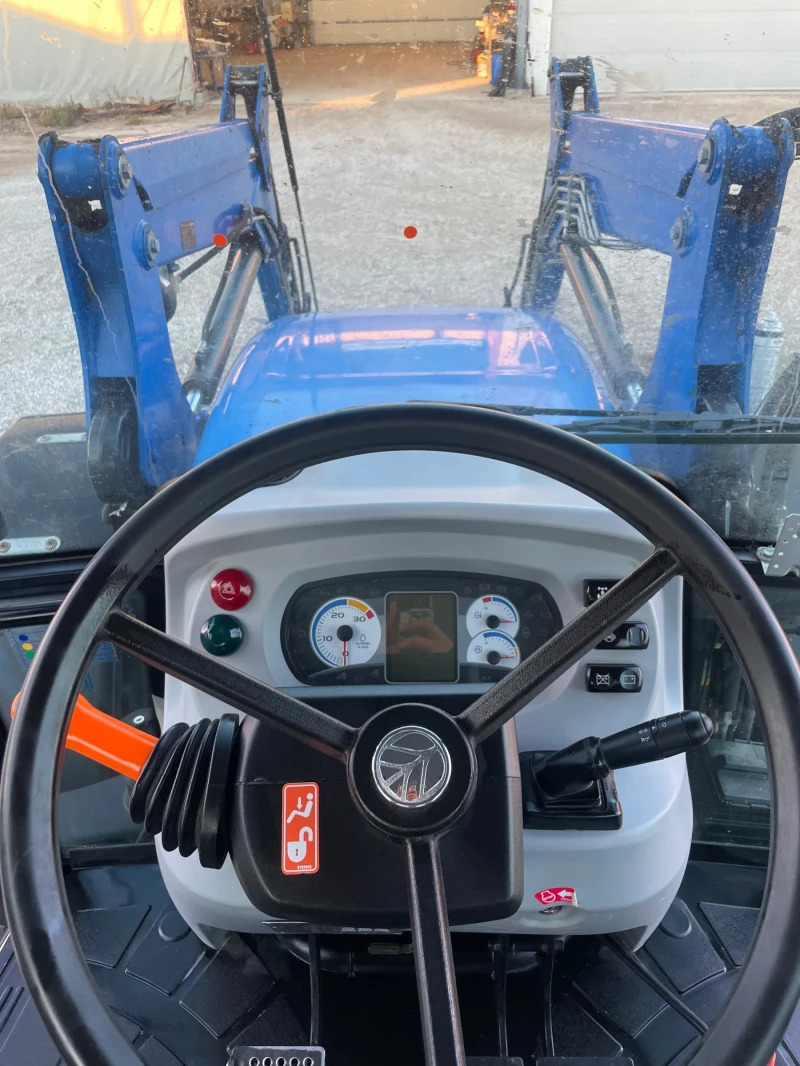 Трактор New Holland T5 105, снимка 9 - Селскостопанска техника - 48075212