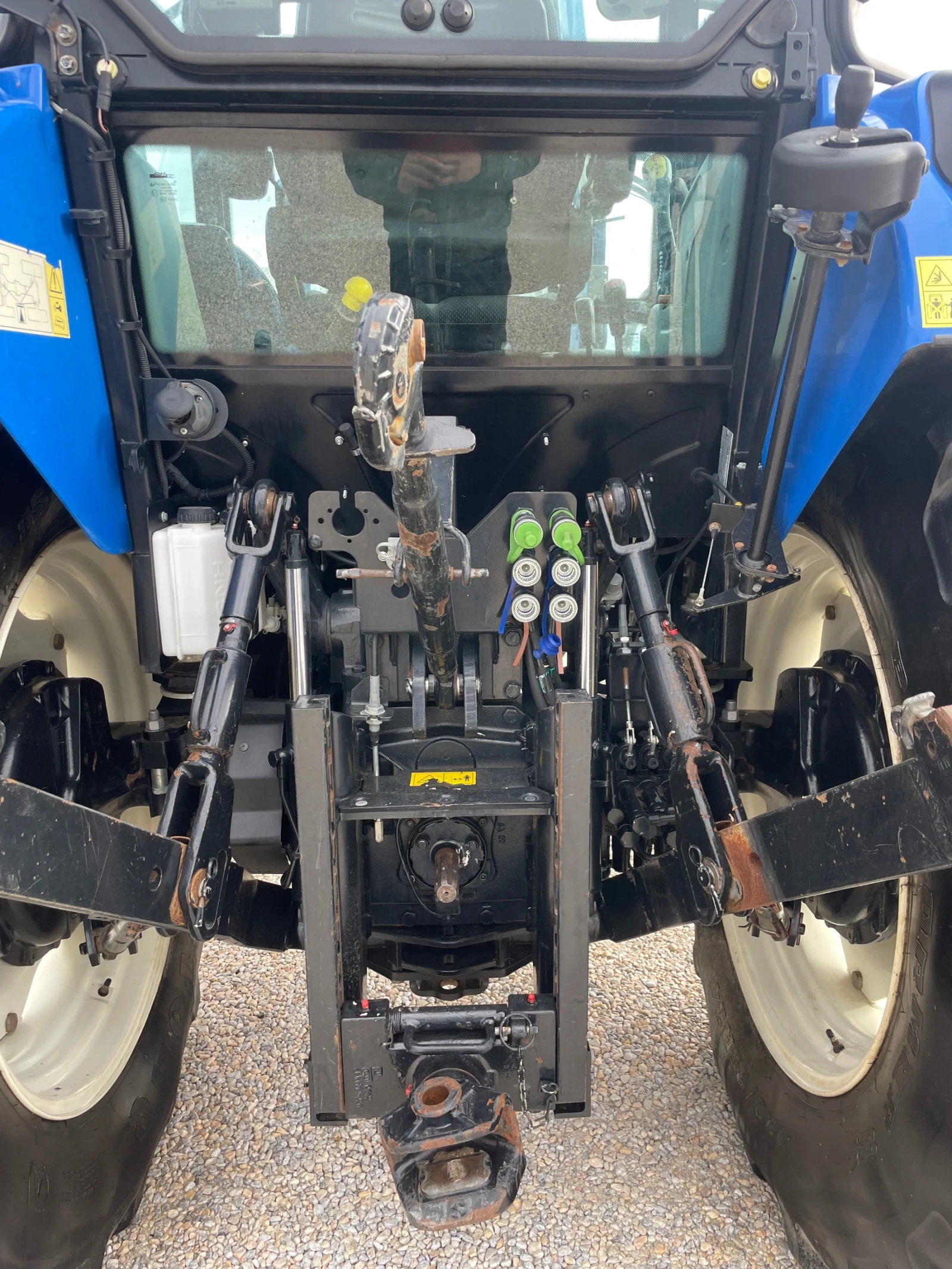 Трактор New Holland T5 105 - изображение 5