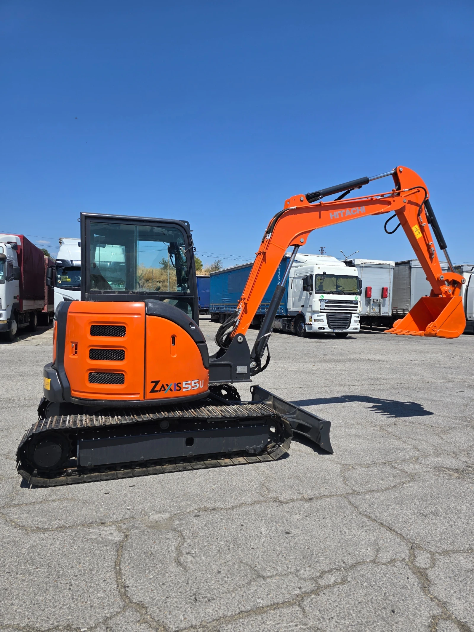 Багер Hitachi ZX 55-5A, снимка 1