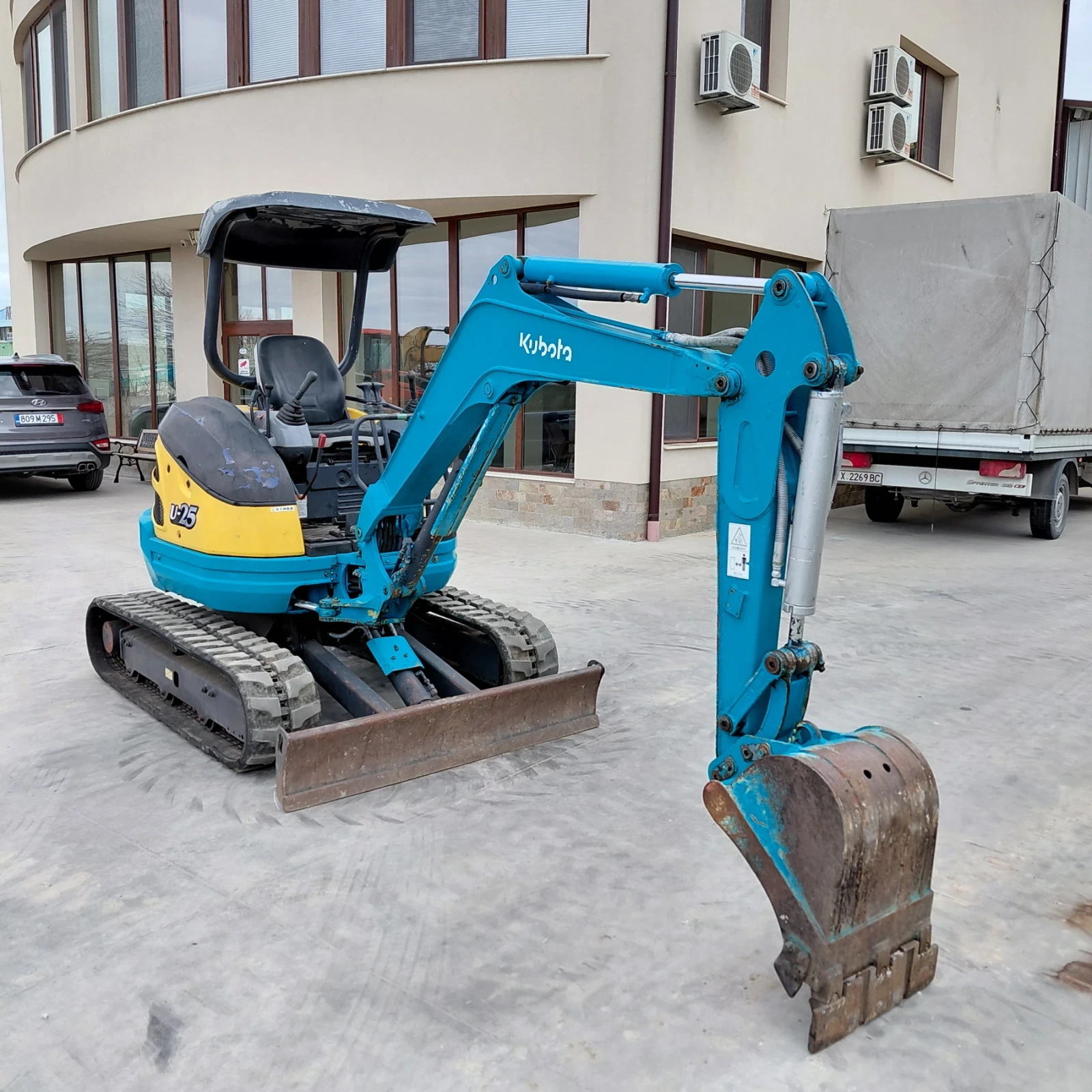 Багер Kubota U25 * НАЛИЧЕН * ТОП СЪСТОЯНИЕ * , снимка 7 - Индустриална техника - 52636364