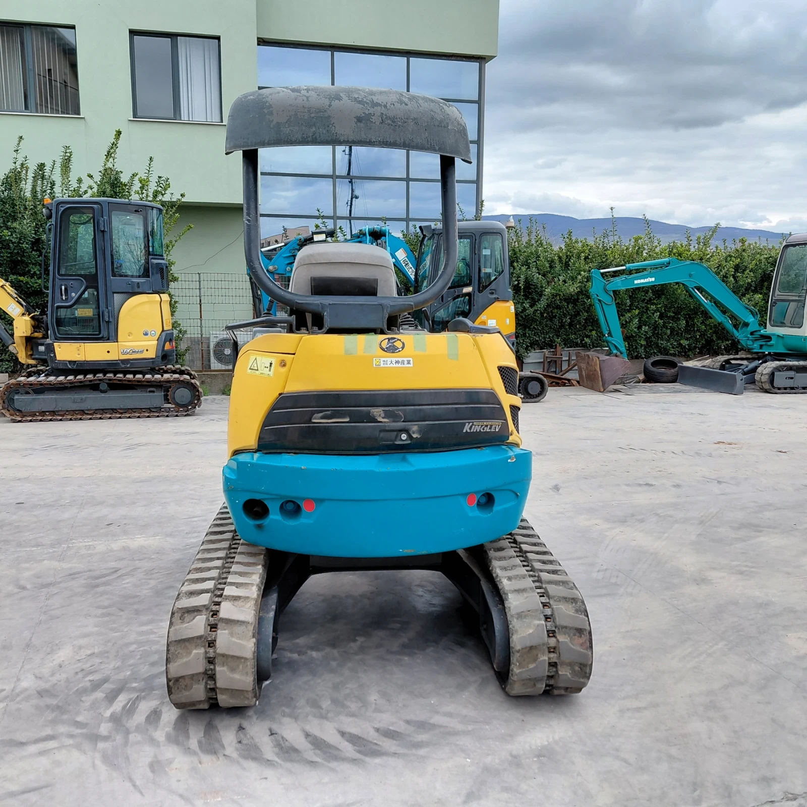 Багер Kubota U25 * НАЛИЧЕН * ТОП СЪСТОЯНИЕ * , снимка 4 - Индустриална техника - 52636364