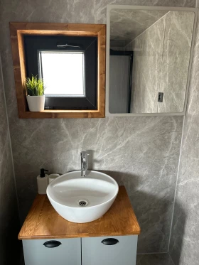 Каравана Други Tiny House Stockholm, снимка 10