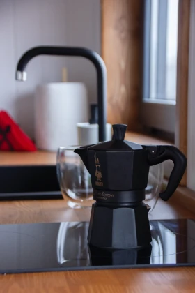 Каравана Други Tiny House Stockholm, снимка 14