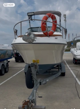 Моторна яхта Sea Ray Sundancer 230, снимка 2