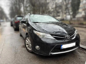 Toyota Auris 1.6i Touring Sports Г.И., снимка 1