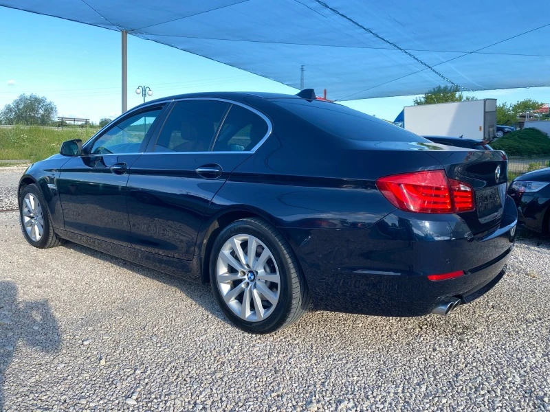 BMW 528 3.0i, 258кс, 6ск, XENON, КОЖА, НАВИ, ПАРКТР, ЕЛ.ПА, снимка 6 - Автомобили и джипове - 45684614