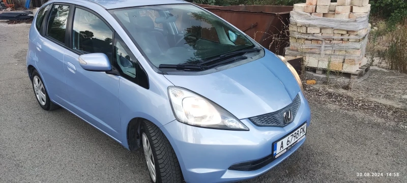 Honda Jazz, снимка 4 - Автомобили и джипове - 47106088