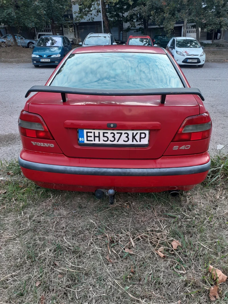 Volvo S40 1.6, снимка 4 - Автомобили и джипове - 47315066