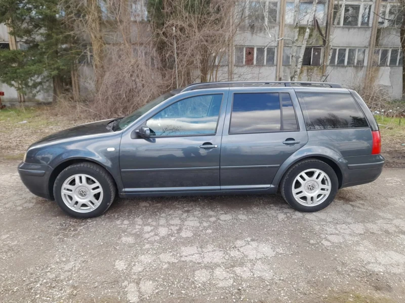 VW Golf 1.9 TDI 90 к.с, снимка 4 - Автомобили и джипове - 47792132