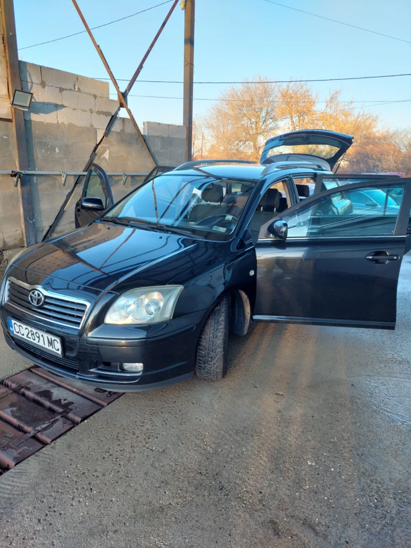 Toyota Avensis, снимка 4 - Автомобили и джипове - 48632977