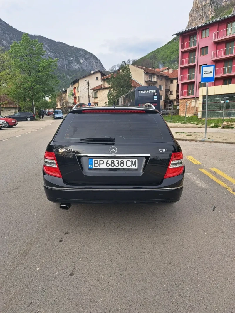 Mercedes-Benz C 220 2.2, снимка 6 - Автомобили и джипове - 48752782