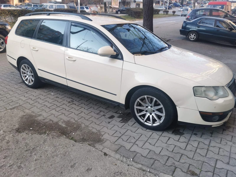 VW Passat б6, снимка 2 - Автомобили и джипове - 48837595